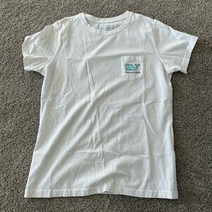 Vineyard Vines tee shirt